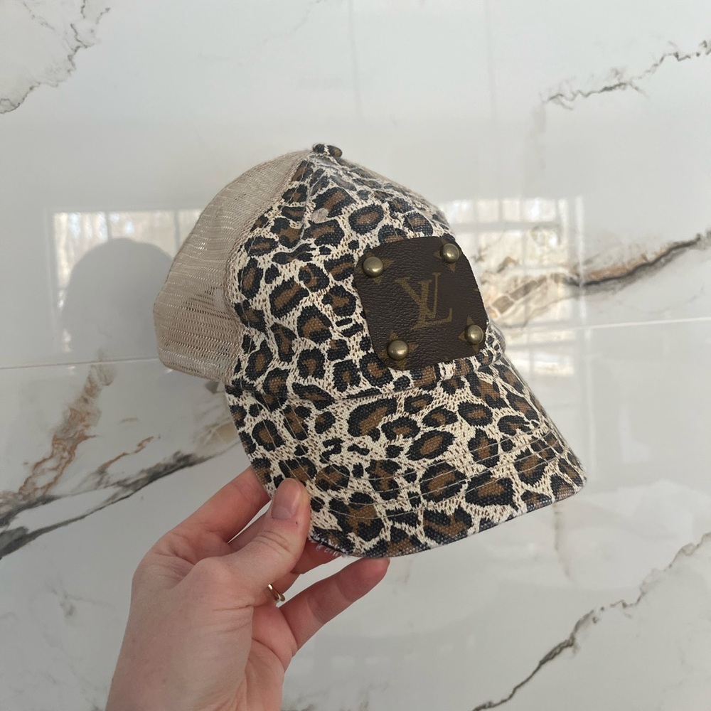 Boutique leopard baseball cap